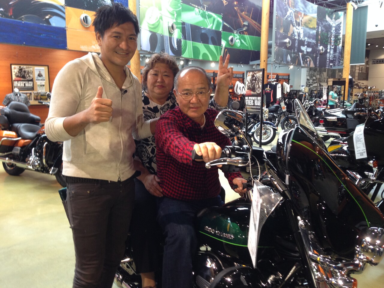 父号泣＆母からの手紙、真栄田親子のカナダ旅