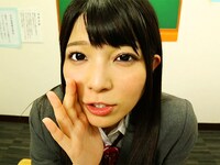 「主観映像でキス我慢」に登場する上原亜衣。 (c)2014「ゴッドタン キス我慢選手権 THE MOVIE2 サイキック・ラブ」製作委員会