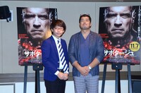 公開アフレコに臨んだ三四郎・小宮と高田延彦。