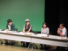 左からキングオブコメディ高橋、ハルカ（ハルカトミユキ）、辛酸なめ子、レイザーラモンRG。