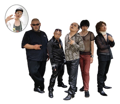 禿夢。右から2人目がユースケ。