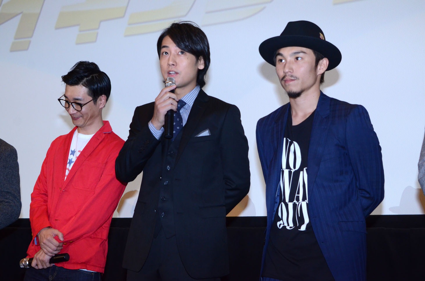 （左から）安井順平、福士誠治、中尾明慶。