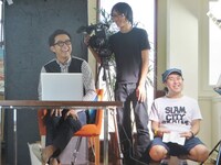 CM撮影中の矢作。