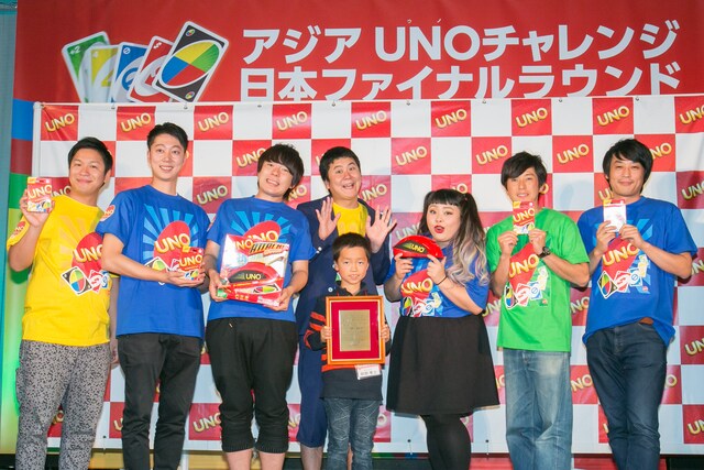 左から、はんにゃ川島、金田、ウーマン村本、中川パラダイス、阿部隼士くん、渡辺、フルポン亘、村上。