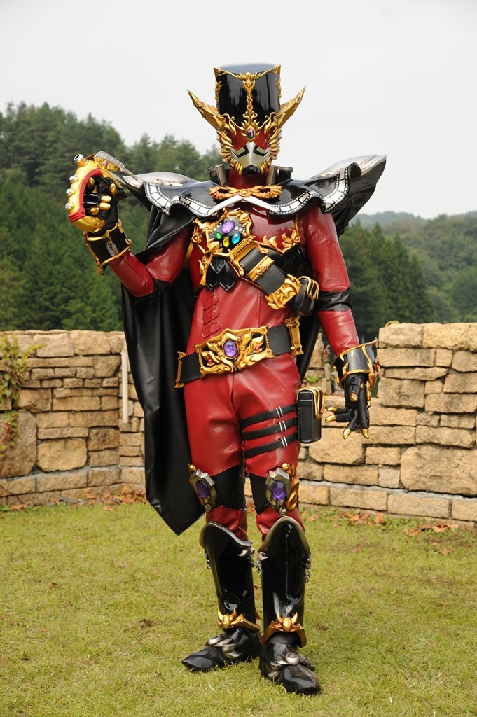仮面ライダールパン (c)2014「ドライブ＆鎧武」製作委員会 (c)石森プロ・テレビ朝日・ADK・東映