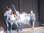 小沢の銃撃シーンにビビるプチ・ブル―ス、スタスタローン、カステラ一番。