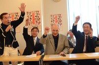 「第45回 漫才大会」発表記者会見の様子。