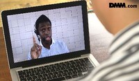 CM「DMM英会話」の一場面。