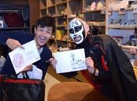 サイン会の様子。