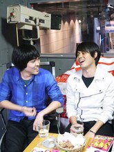 左から、ヒカリゴケ片山、オジンオズボーン篠宮