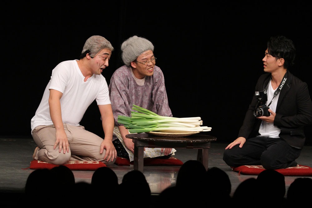 DVD「ジャングルポケット パドック」のワンシーン。(c)2014吉本興業