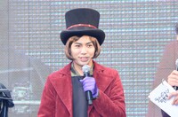 「チャーリーとチョコレート工場」のウィリー・ウオンカに扮したピース綾部。