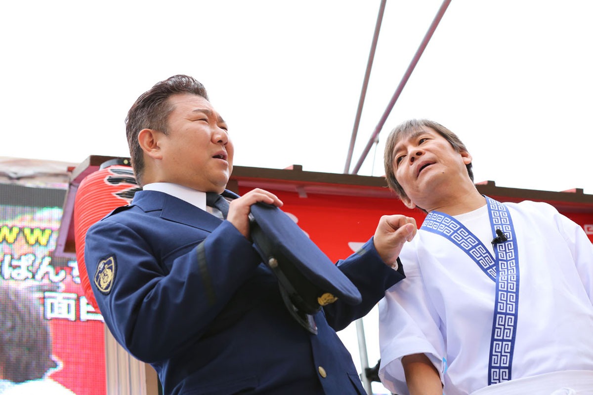新喜劇の様子。