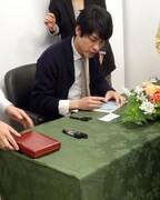 サイン会の様子。