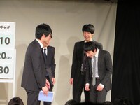 自己評価を「64点」と答えた浜村（右）に「ウソやろ！」とビックリする川島（左）。