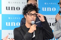 変身後の尾形。