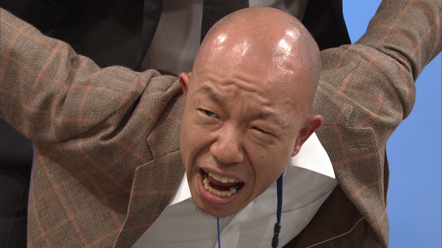 バイきんぐ・小峠 (c)NHK