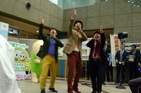 2階に「ヤー！」。