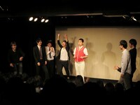 ギャグ対決でエルシャラカーニしろうの「トマトッ！」を見た瞬間、ガッツポーズをするジューシーズ児玉。