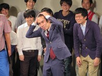 「喜びのサクセス」ポーズ。