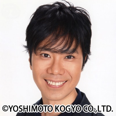 「第一回 紅白お笑い合戦」MCの藤井隆。