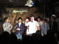 「巨匠岡野杯」第1回優勝者のあっぱれ！川井（中央）。