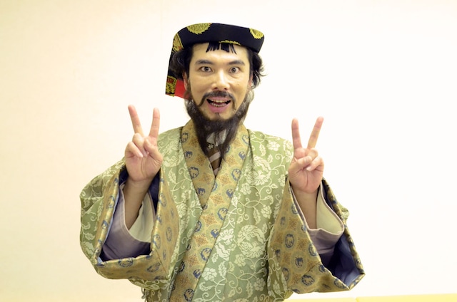 「世界史ちゃんTV ～何となく歴史が学べるVTR～」（BSプレミアム）に出演する片桐仁。