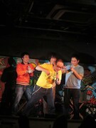 EXILEの「Choo Choo TRAIN」ではなく、ニール・セダガの「恋の片道切符」で踊ろうとするA。