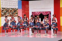 「照れカワ芸人更生プログラム」に登場する私立恵比寿中学。(c)テレビ東京