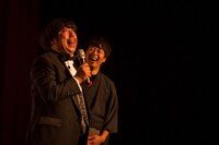 メルボルンのファンに向けて「子供の頃の貴乃花」を披露する日村。