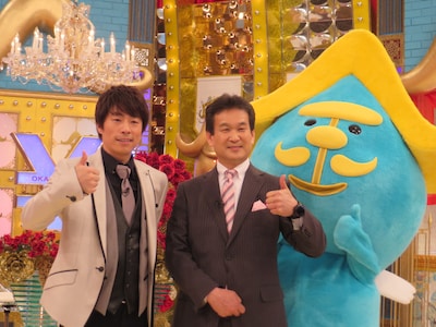 「おカネさま！ 芸能人の商売大公開SP」MCのロンドンブーツ1号2号・田村淳、辛坊治郎。（左から）