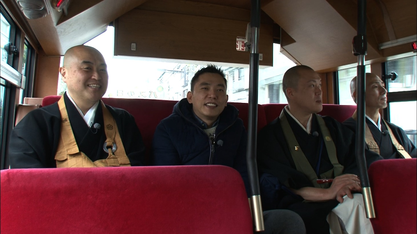 「お坊さんバラエティ ぶっちゃけ寺」SPのワンシーン。(c)テレビ朝日