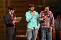 「新人内さまライブ チャンピオン大会2014」のMCを務めた内村光良、さまぁ～ず大竹、さまぁ～ず三村（左から）。