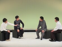 「うるとらブギーズ本気ライブ～新ネタ＆トーク～ゲスト犬の心」のうるとらブギーズ（右）と犬の心（左）。