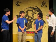 「芸名にカタカナを付けるなんて」とチーム本能を否定したチーム理論。ゴエが少々困惑。