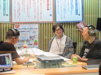 思い出話に花が咲くレイザーラモンの2人。