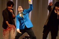 「トレンディエンジェル単独ライブ『ルミネthe（＊σ´ω｀＊）σぺ！』」のワンシーン。