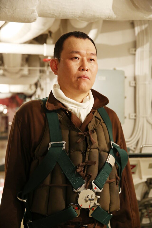 元零戦搭乗員・伊藤寛次を演じる千原せいじ。(c)テレビ東京