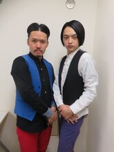 ピスタチオ。左から、伊地知大樹、小澤慎一朗。