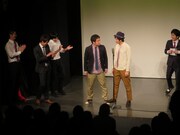 那須の声マネをしながらなすなかにしの漫才をする国沢。