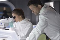 「HELIX -黒い遺伝子-」(c)2014 Sony Pictures Television Inc. All Rights Reserved.