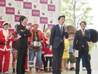 似すぎて笑ってしまう芸人たち。