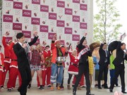 「松竹芸能ー！」「太田プロー！」とボケてから「よしもと幕張イオンモール劇場！」と開会宣言をした今田。