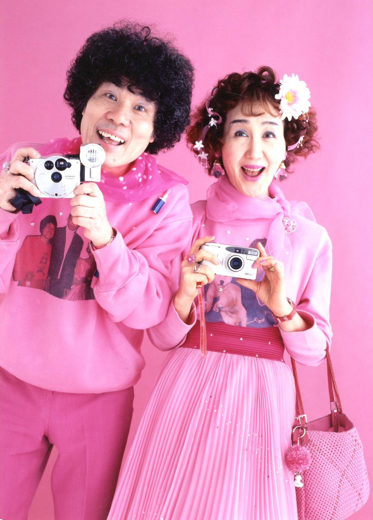 トリックアート展で林家ペー＆パー子の「縁起の良い写真撮影会」