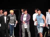 吉本時代同期だった河本から「ワイルドだろ？」とムチャぶりされるスギちゃん。