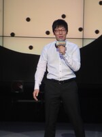 キムズの99％を補佐する男ことザ・プラン9・浅越ゴエ。