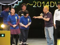 「みなさんの言霊で胃がもたれる」と言った岩倉に、「太田胃散飲めよ！」とアドバイスするキムズ。