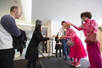 「林家ぺー＆パー子 縁起の良い写真撮影会」の様子。