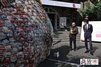 「アーホ！」でのロケの様子。