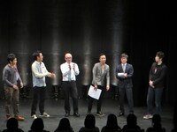 ダブルブッキング、Hi-Hi、風藤松原（左から）。